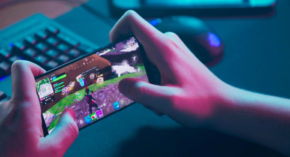 Mobile Gaming: A Revolution in Your Pocket