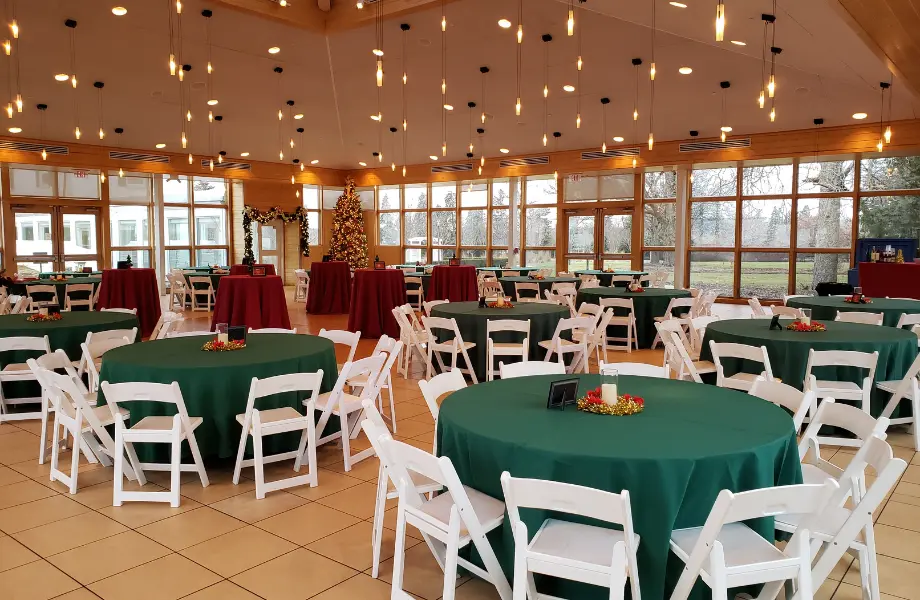 Creative corporate holiday party ideas on a budget with office team celebrating