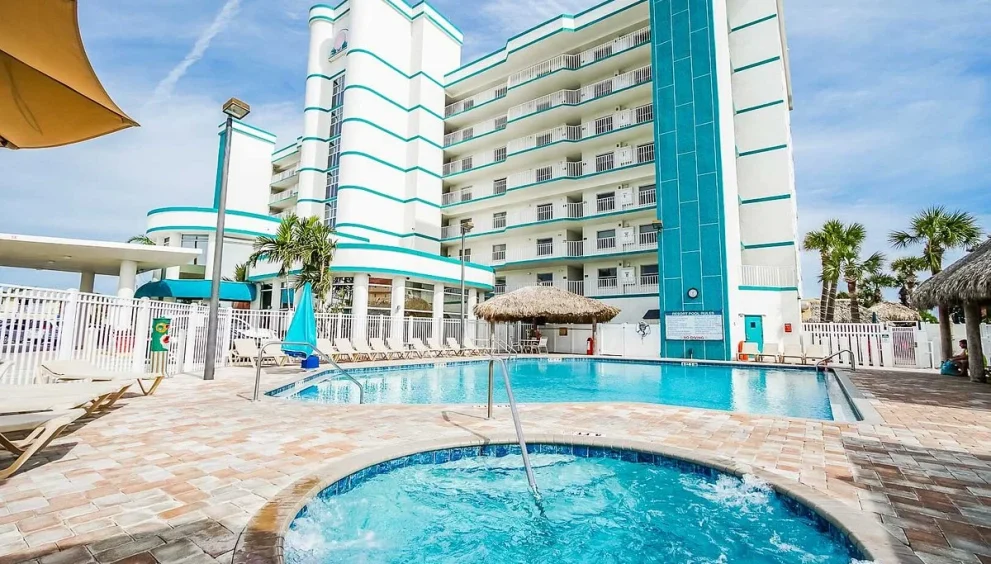 Budget motels in Cocoa Florida close to hidden gems and museums